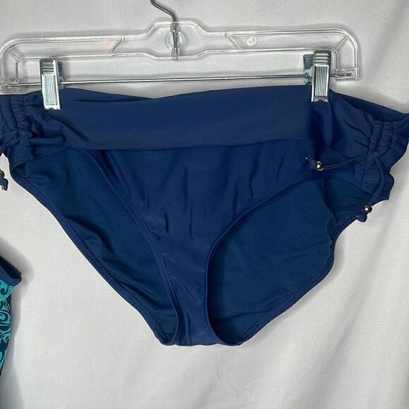 Tropical Escapes Navy/Green Tankini Bathing Suit. Light padding in bra. Size 8. - Picture 3 of 10